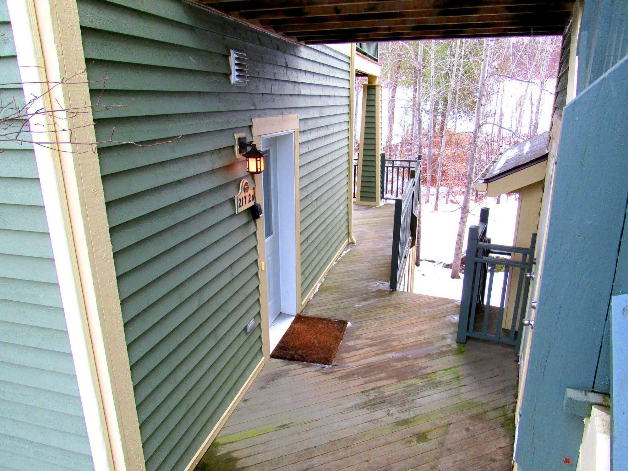 Tremblant Les Eaux - Location Adp Lägenhet Mont-Tremblant Exteriör bild